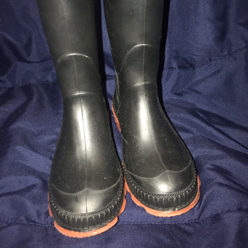 Boys rain boots